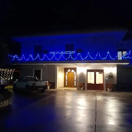 Le Querce 3* テッジャーノ